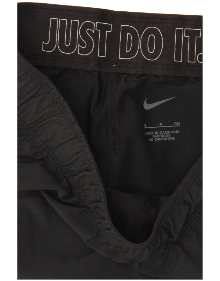 Nike sportsshorts til kvinder UK 8 Small Black
