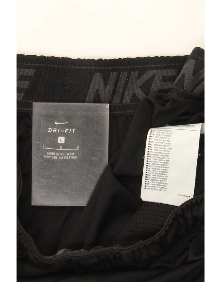 Nike Herre Dri Fit sportsshorts, store sorte polyester