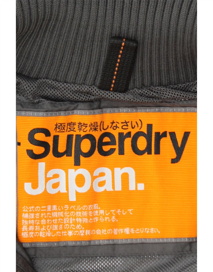 SUPERDRY Grafisk regnjakke til kvinder UK 14 Mellemgrå polyamid