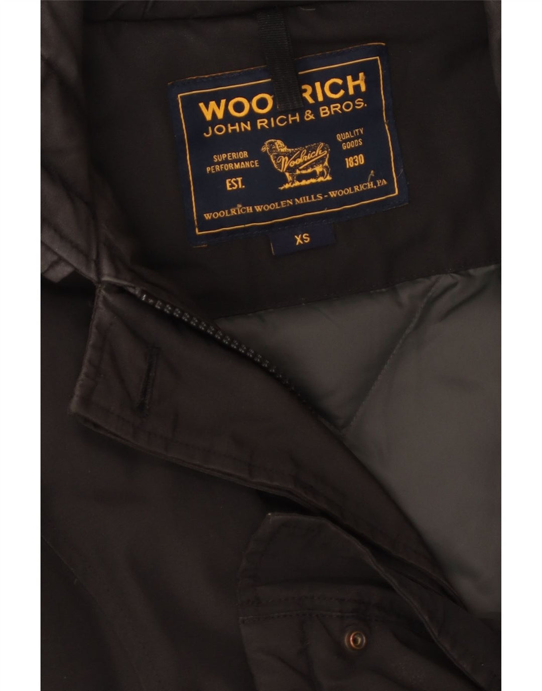 Woolrich Polstret frakke med hætte til kvinder UK 6 XS Sort