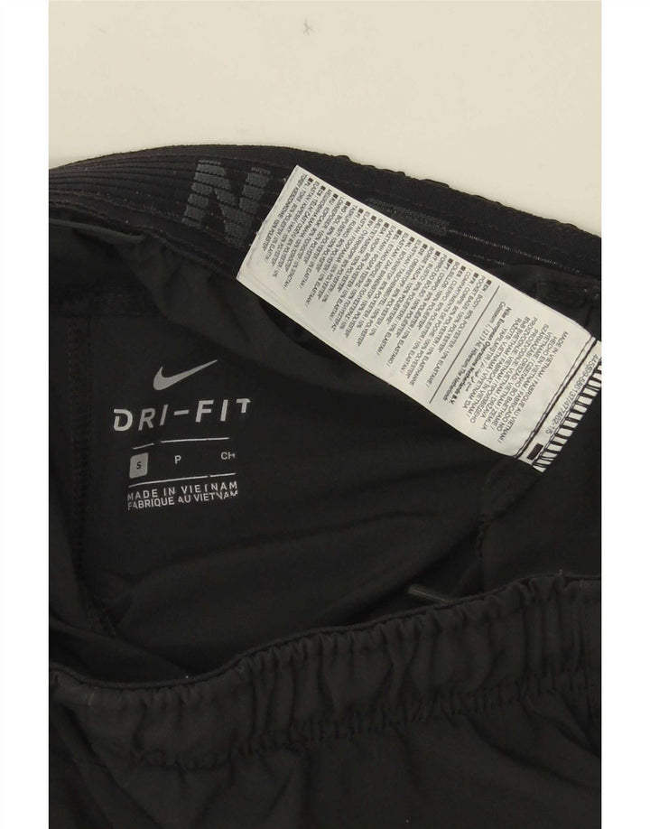 Nike Dri Fit sportsshorts til mænd Small Black Colourblock Polyester