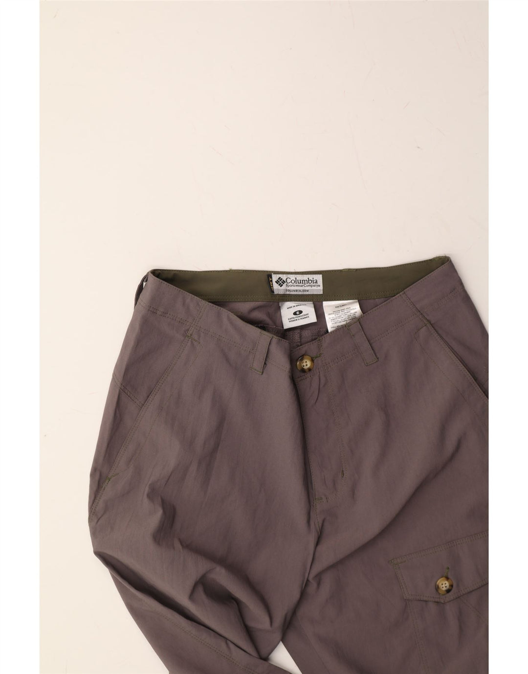 COLUMBIA Womens Straight Cropped Trousers US 6 Medium W29 L24 Grey Nylon Vintage Columbia and Second-Hand Columbia from Messina Hembry 