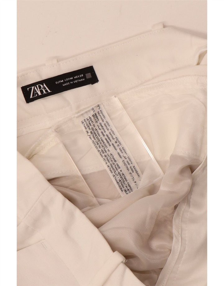 Zara Chino Shorts til kvinder Medium W28 Hvid Bomuld