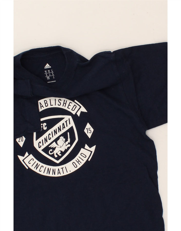 ADIDAS Boys Graphic T-Shirt Top 9-10 Years Medium Navy Blue Cotton Vintage Adidas and Second-Hand Adidas from Messina Hembry 
