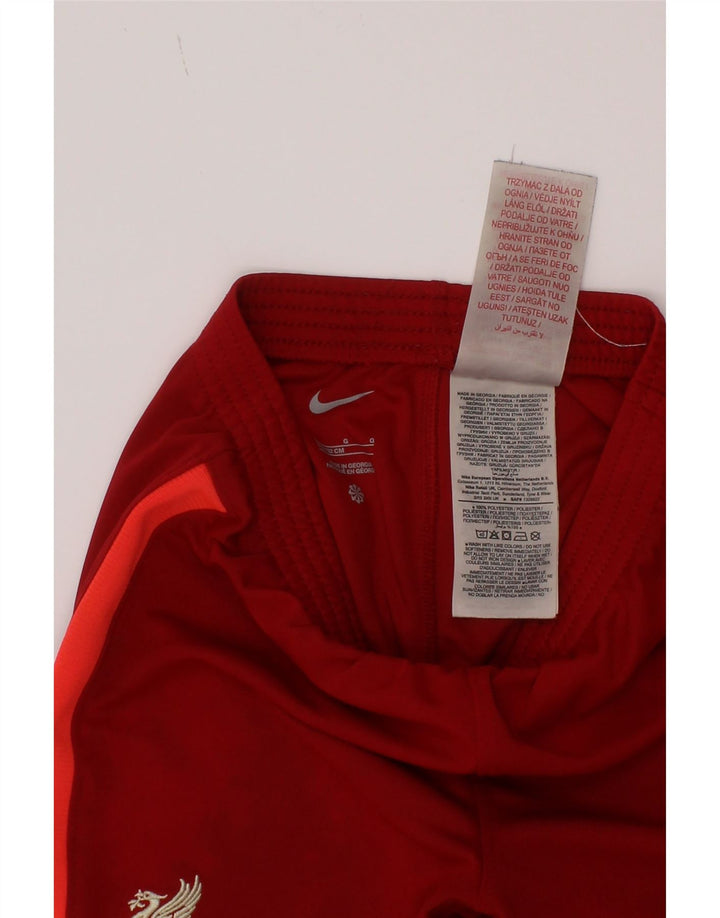 Nike Boys Liverpool Sports Shorts 6-7 år Large Red Colourblock Polyester