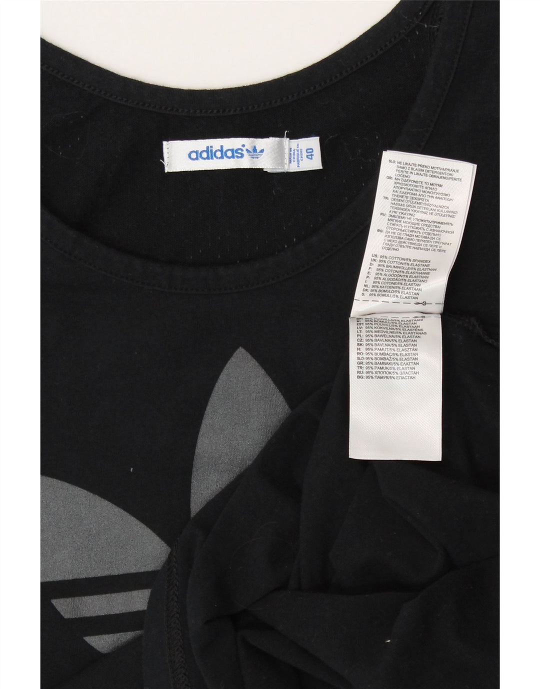 ADIDAS Grafisk T-shirt top til kvinder IT 40 Lille Sort