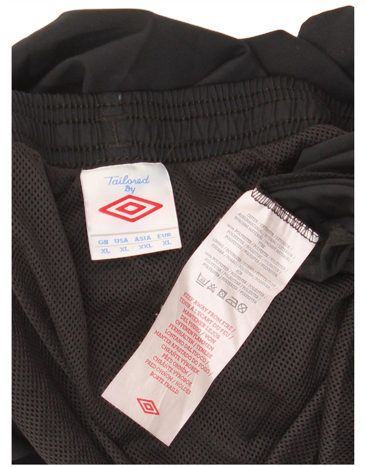 Umbro Herre Sportshorts XL Sort Polyester