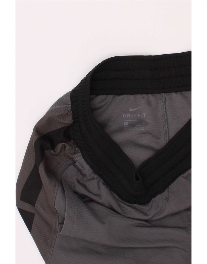 Nike drenge Dri Fit grafiske sportsshorts 12-13 år store grå polyester