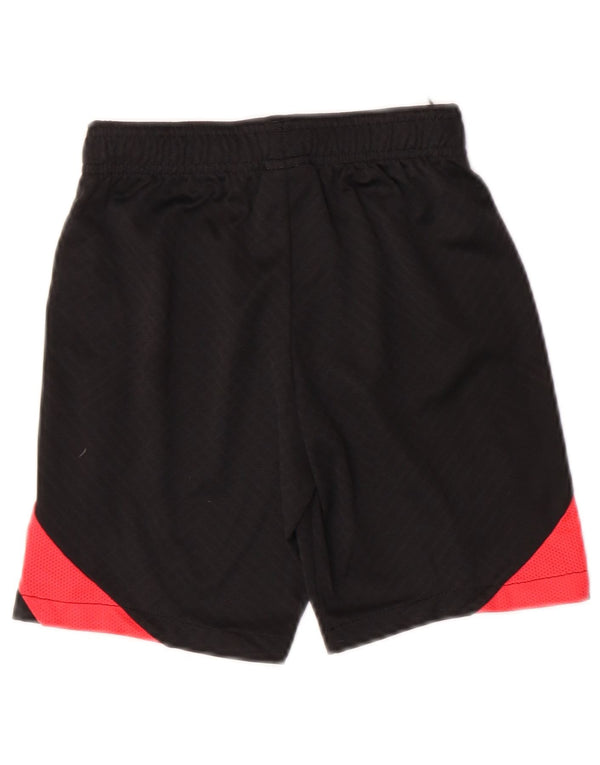 NIKE Boys Liverpool Slim Fit Sport Shorts 6-7 Years XS Black Colourblock