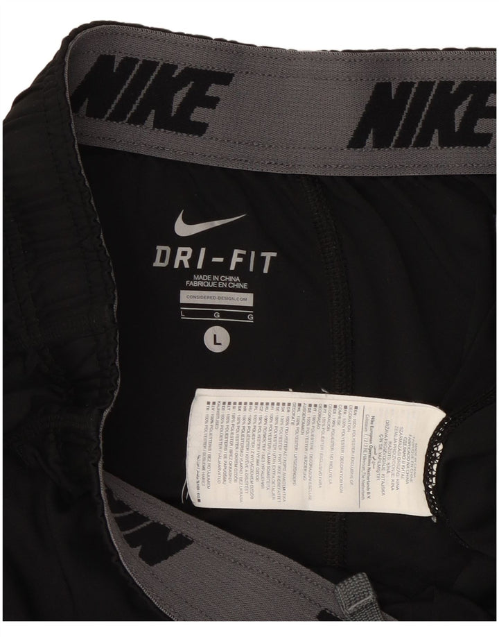 Nike Herre Dri Fit sportsshorts, store sorte polyester