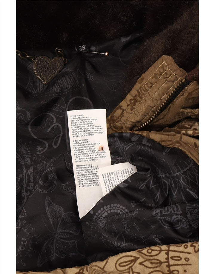 DESIGUAL kvinders abstrakt mønster grafisk polstret frakke EU 38 medium brun