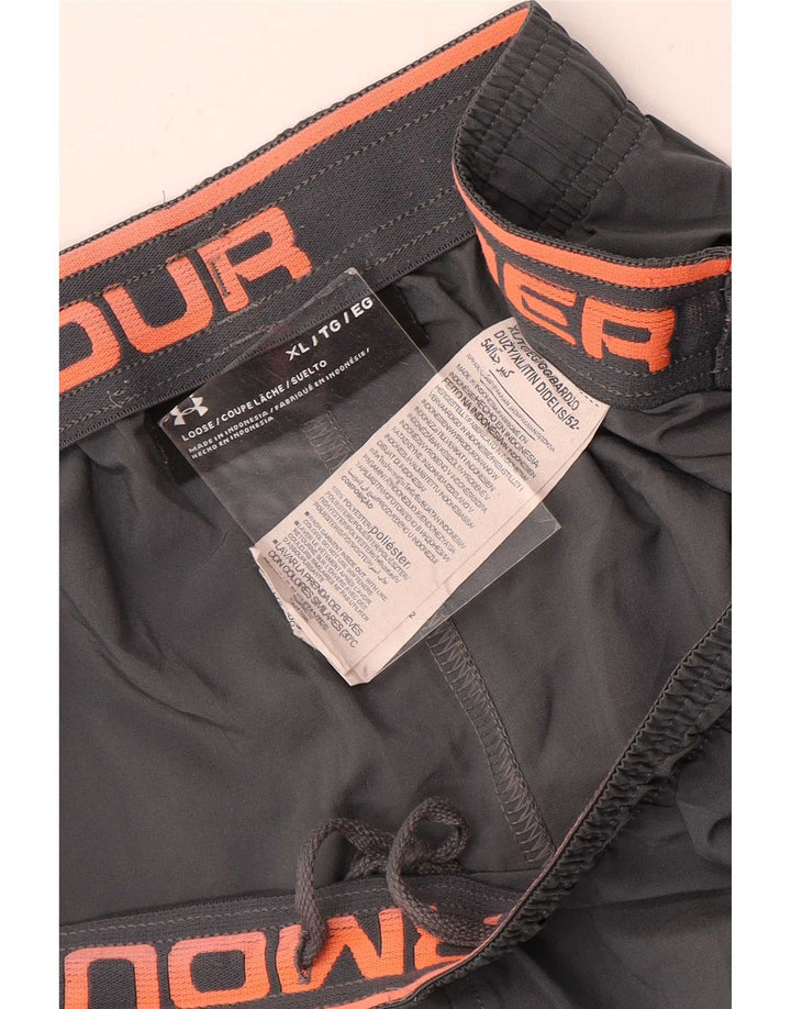 Under Armour Herre grafiske sportsshorts XL Grå