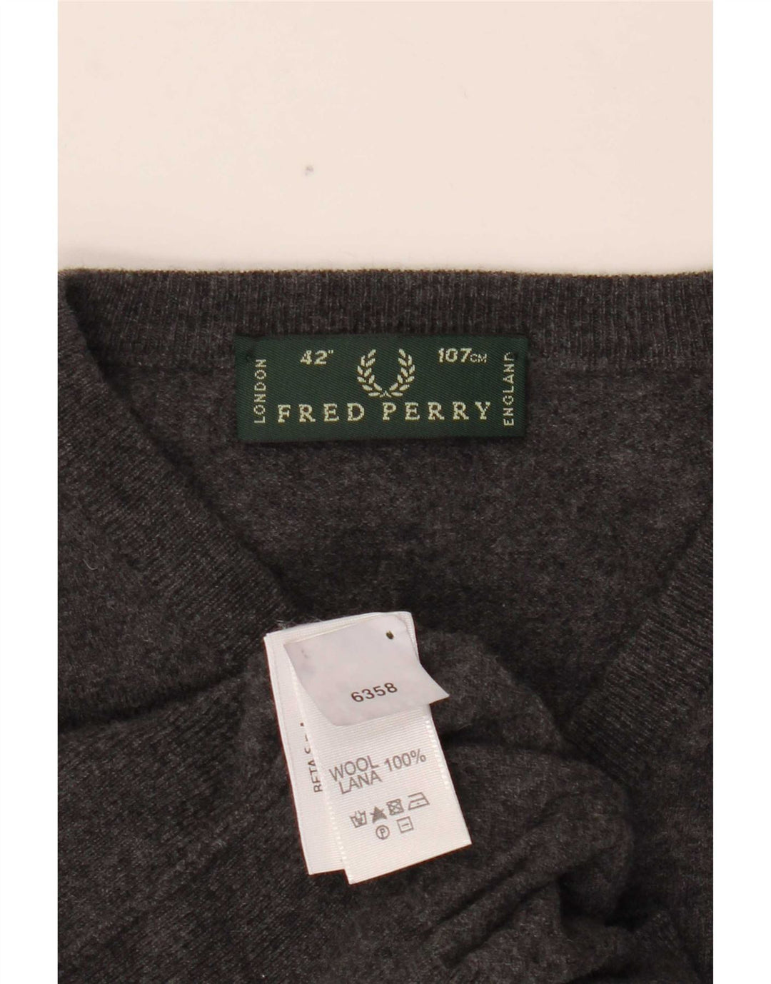 Fred Perry Herre V-hals sweater mellemgrå uld