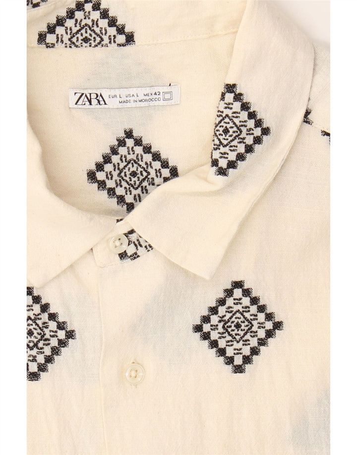 ZARA Mens Short Sleeve Shirt Large Off White Geometric Cotton Vintage Zara and Second-Hand Zara from Messina Hembry 