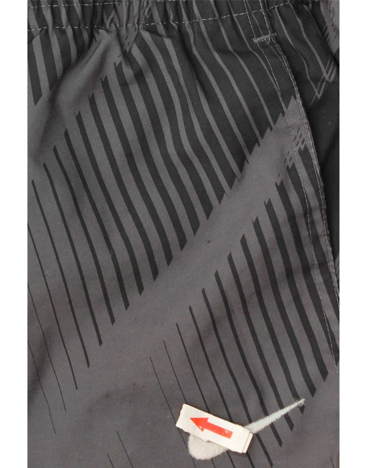 Nike Sportsshorts til mænd UK 26/28 Small Grå Geometrisk Polyester
