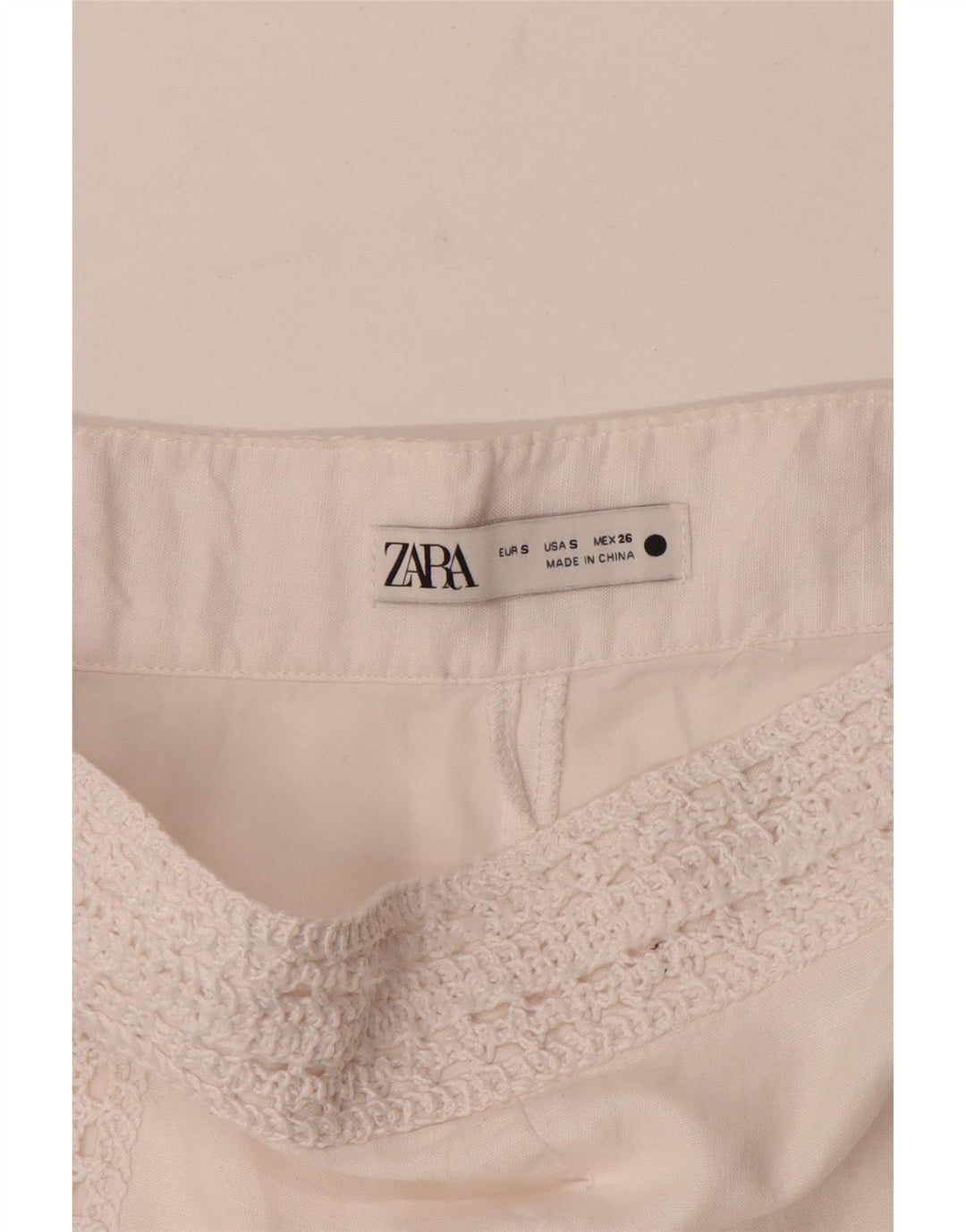 Zara Casual Shorts til kvinder Small W26 Hvid