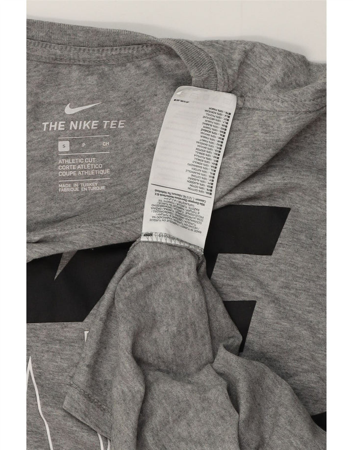 NIKE Herre Athletic Fit Grafisk T-shirt Top Lille grå Bomuld