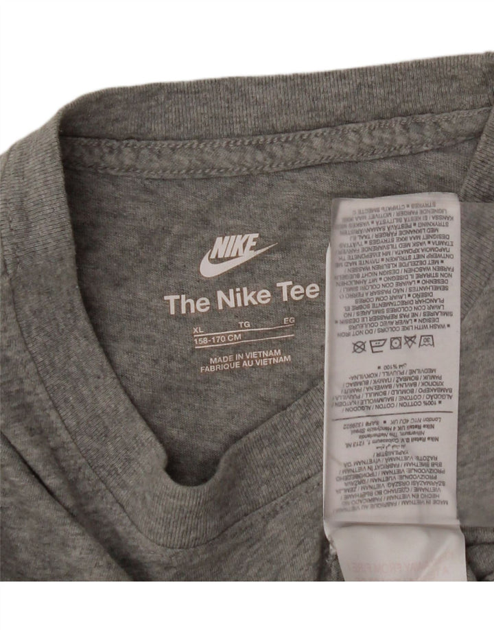 NIKE Grafisk T-shirt-top til drenge 13-14 år XL Gråflettet bomuld