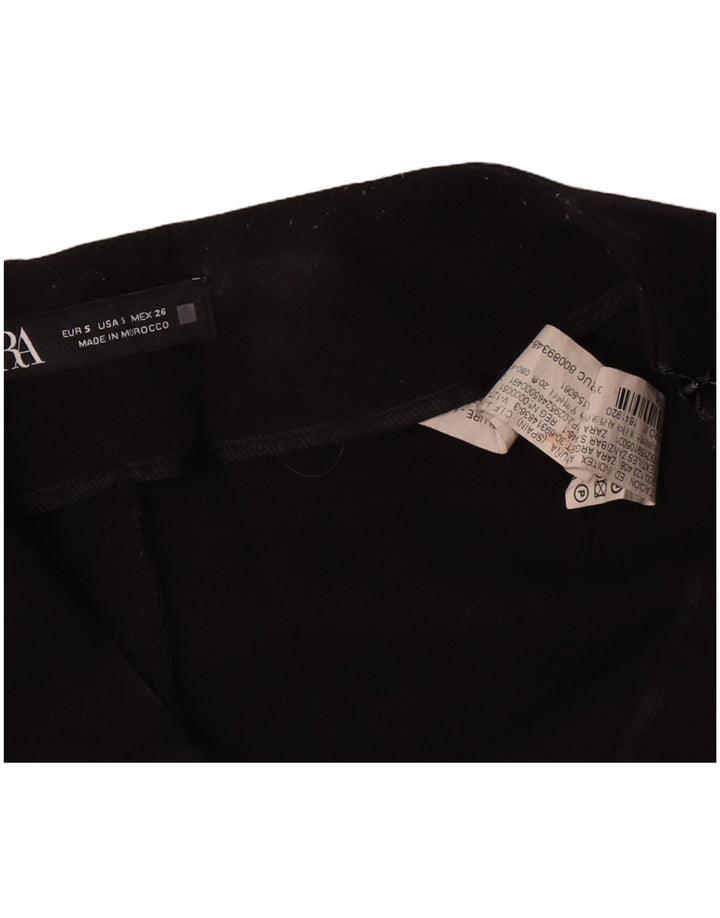 Zara Casual Shorts til kvinder Small W26 sort polyester