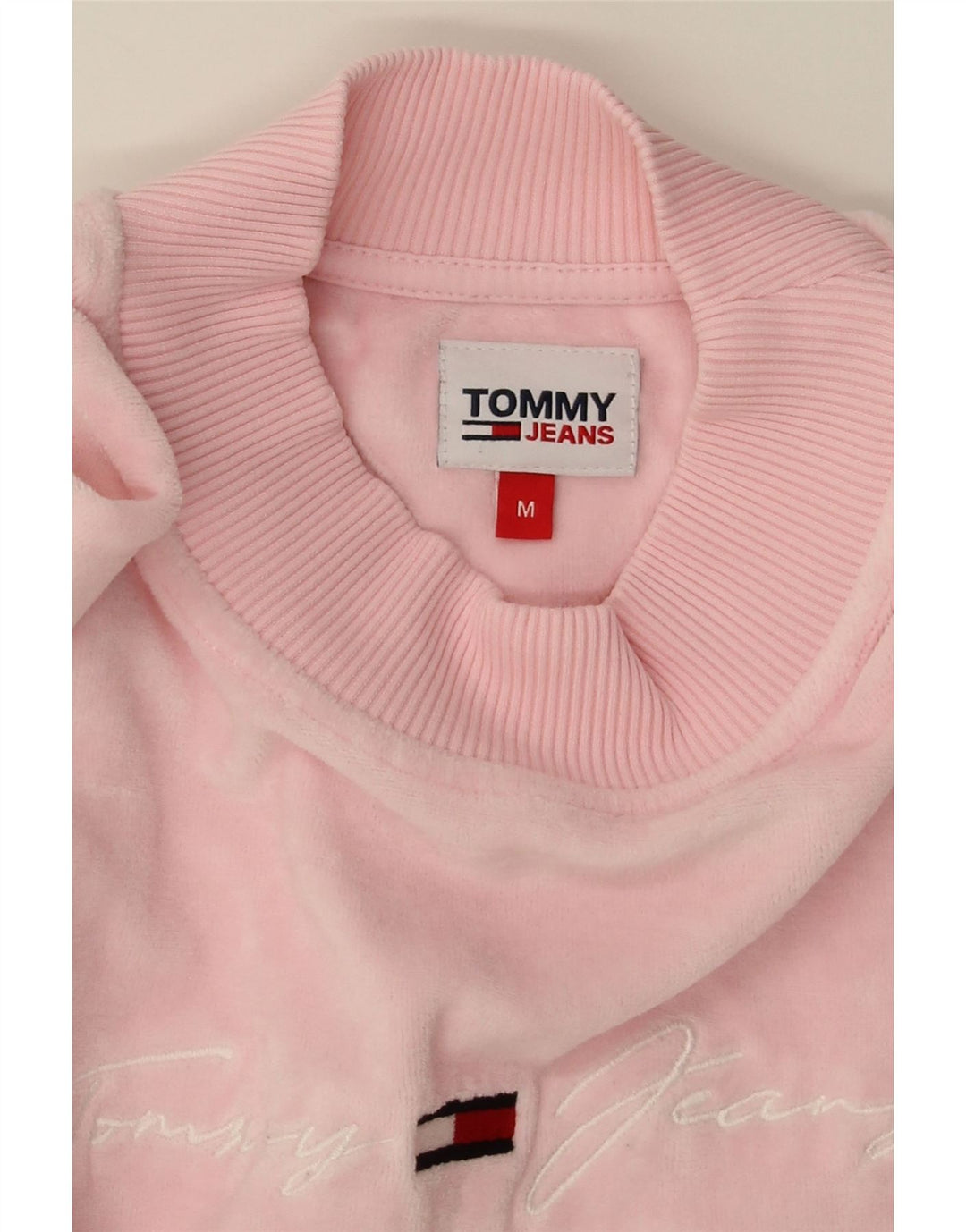 TOMMY HILFIGER Womens Crop Graphic Sweatshirt Jumper UK 14 Medium Pink Vintage Tommy Hilfiger and Second-Hand Tommy Hilfiger from Messina Hembry 