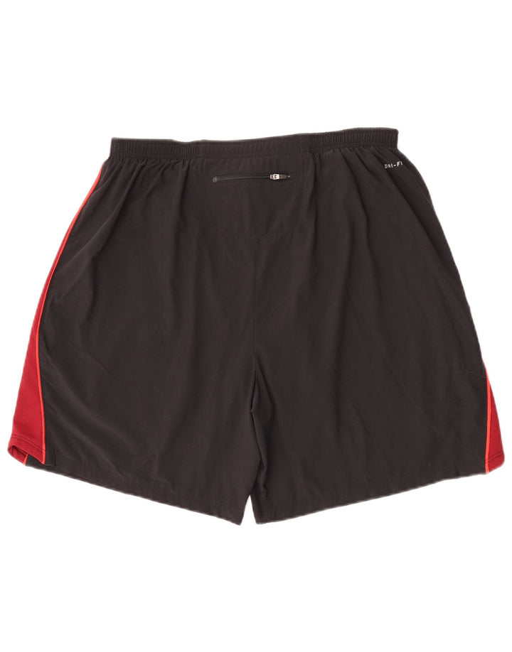 Nike Sportsshorts til mænd Large Black Colourblock Polyester