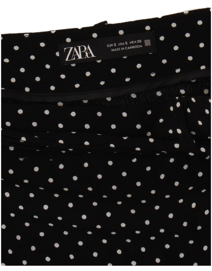ZARA Casual Shorts til kvinder Small W26 Black Polka Dot