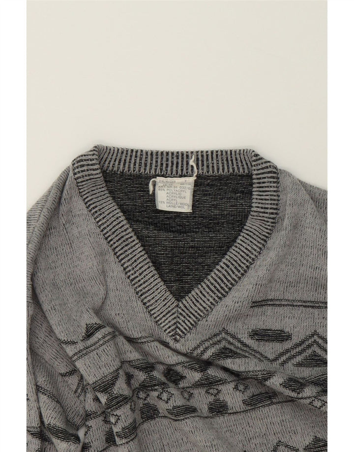 VINTAGE Mens V-Neck Jumper Sweater IT 48/50 Medium Grey Geometric Acrylic Vintage Vintage and Second-Hand Vintage from Messina Hembry 