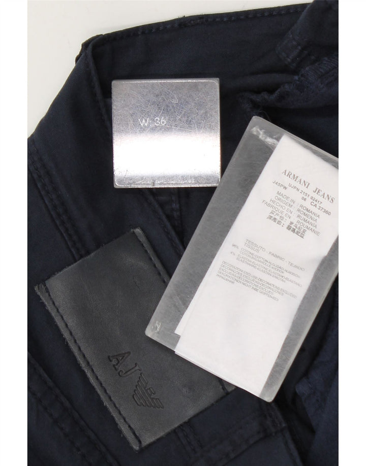 Armani Casual Shorts til mænd W36 store marineblå bomuld