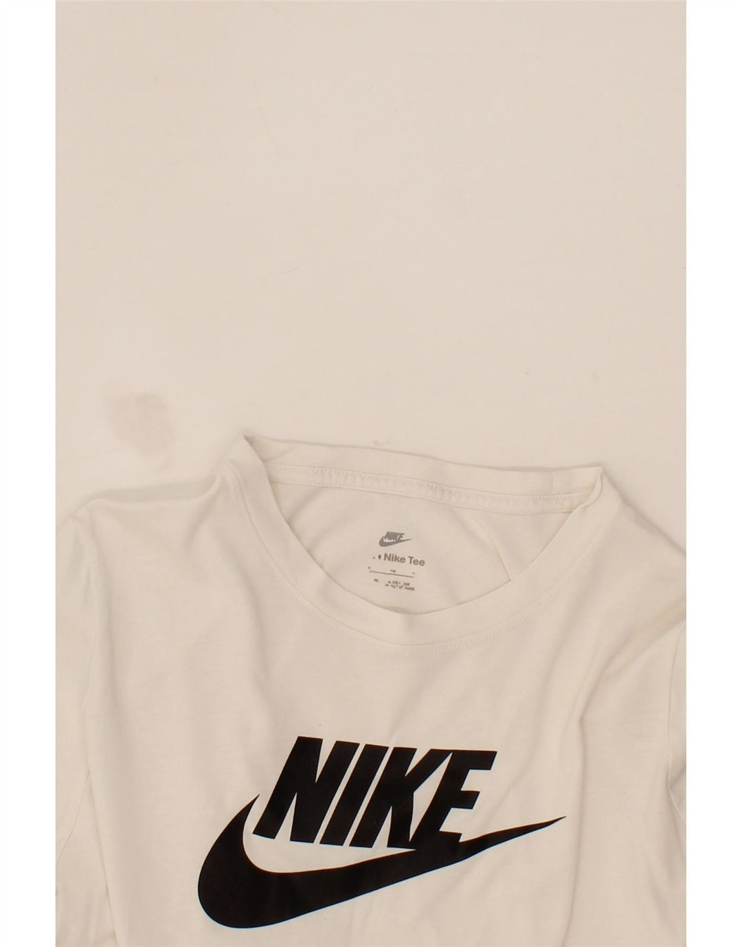 NIKE Mens Graphic T-Shirt Top Medium White Cotton Vintage Nike and Second-Hand Nike from Messina Hembry 