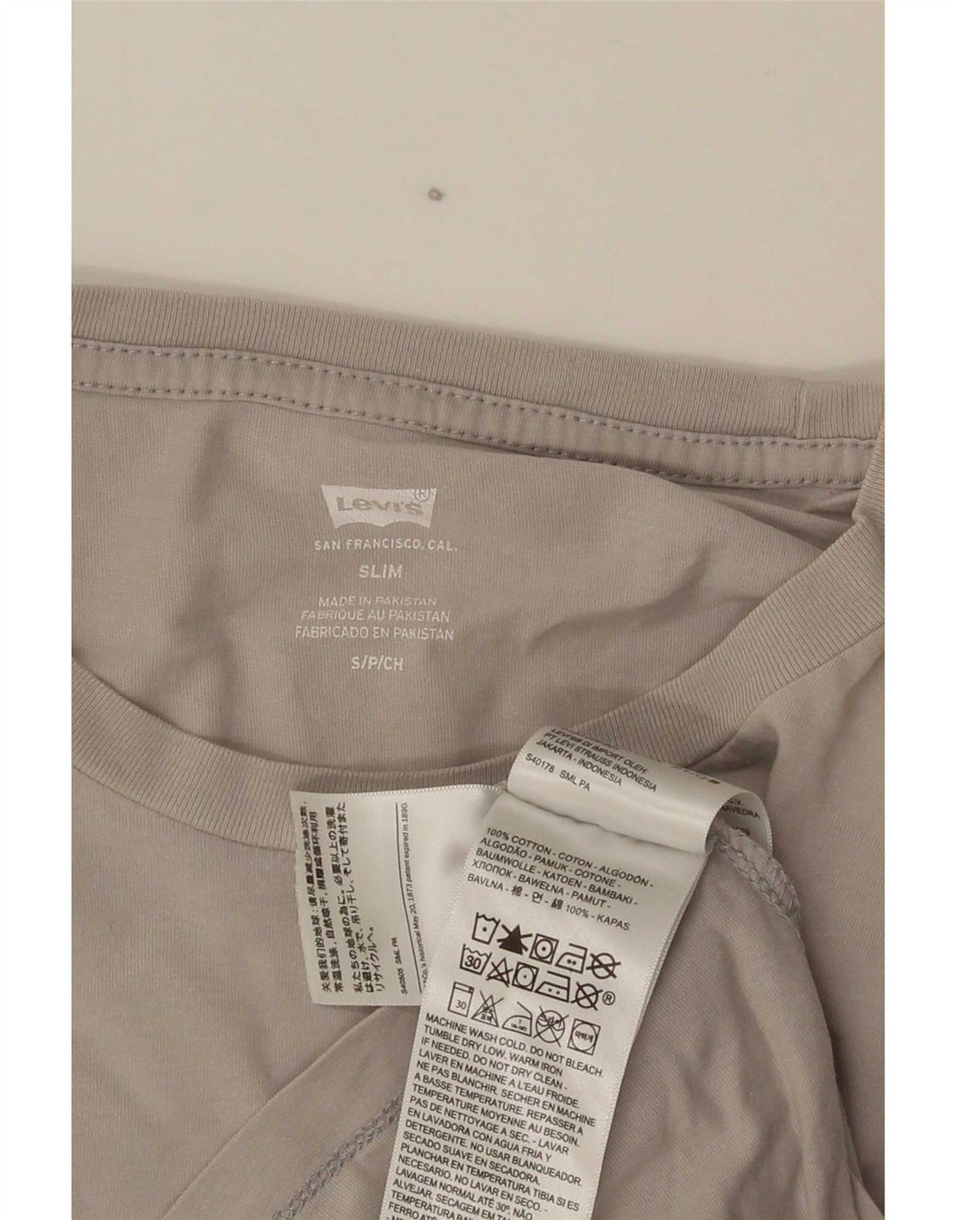 Levi's Slim Fit T-shirt top til mænd, lille grå bomuld