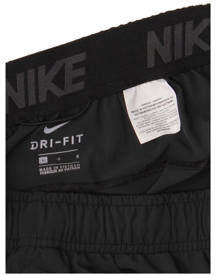 Nike Herre Dri Fit sportsshorts, store sorte polyester