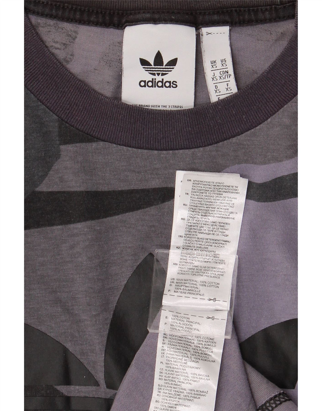 ADIDAS Grafisk T-shirt til mænd XS Grå Camouflage Bomuld