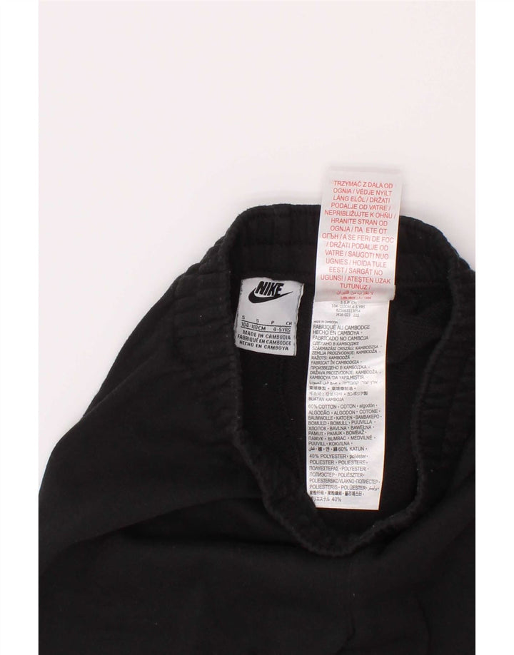 Nike drenge sportsshorts 4-5 år små sorte bomuld