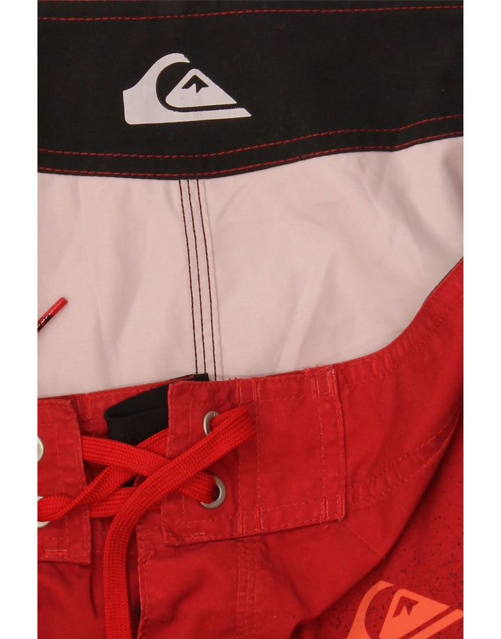 Quiksilver Herre grafiske svømmeshorts Medium rødstribet